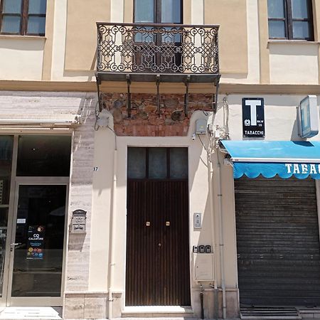 Niu Rooms Oristano Eksteriør billede