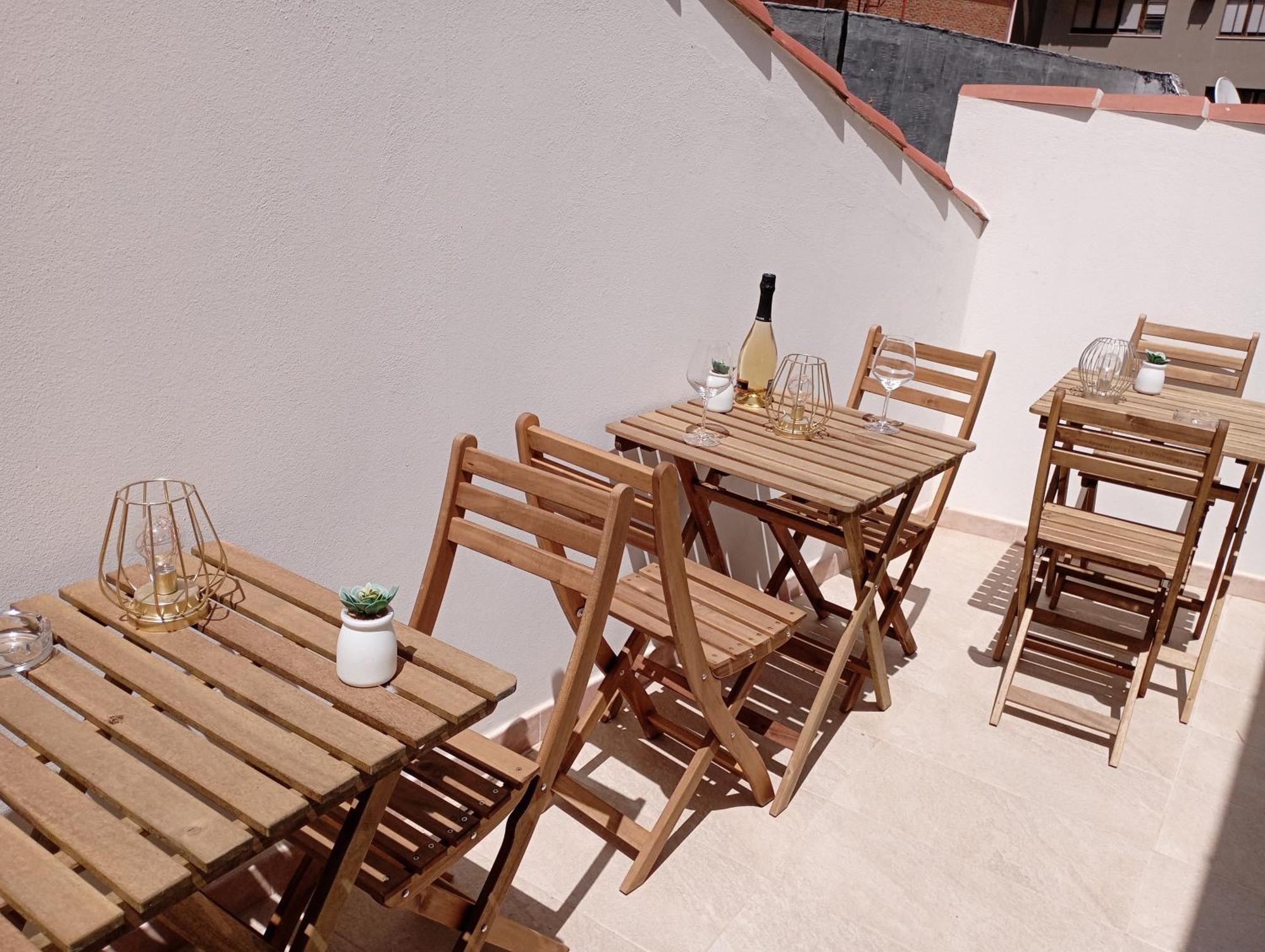 Niu Rooms Oristano Eksteriør billede