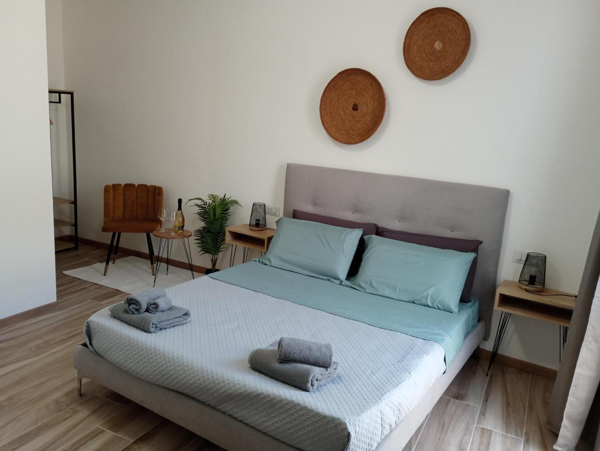 Niu Rooms Oristano Eksteriør billede
