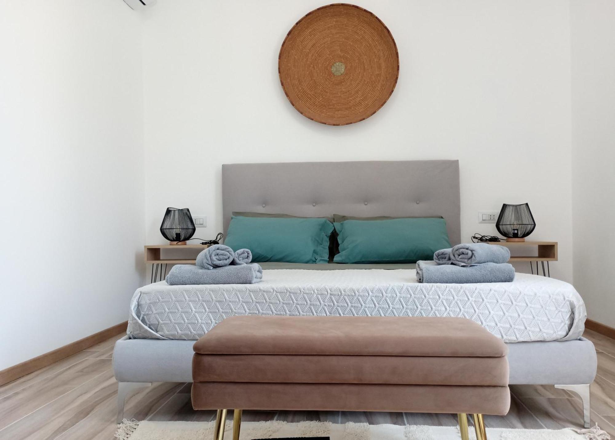 Niu Rooms Oristano Eksteriør billede